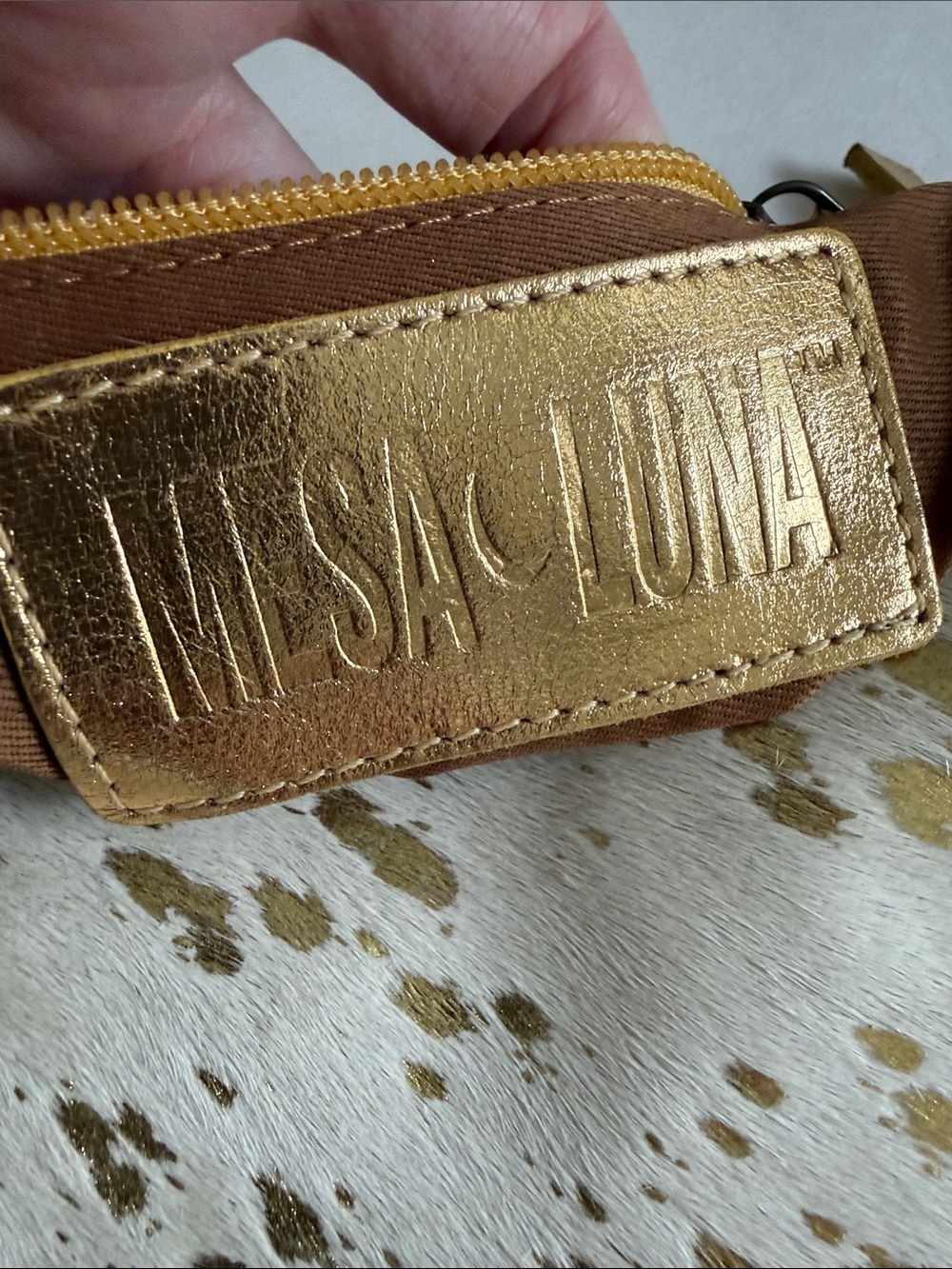 Mesa Luna Genuine Cowhide Wristlet Clutch Bag Cream Gold Metallic Speckled Small - Picture 4 of 5